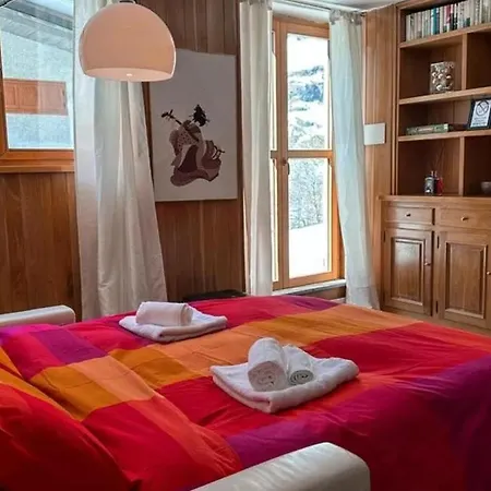 Cozy Bear Ski-in Ski-out Panoramic Апартаменты Брей-Червиния